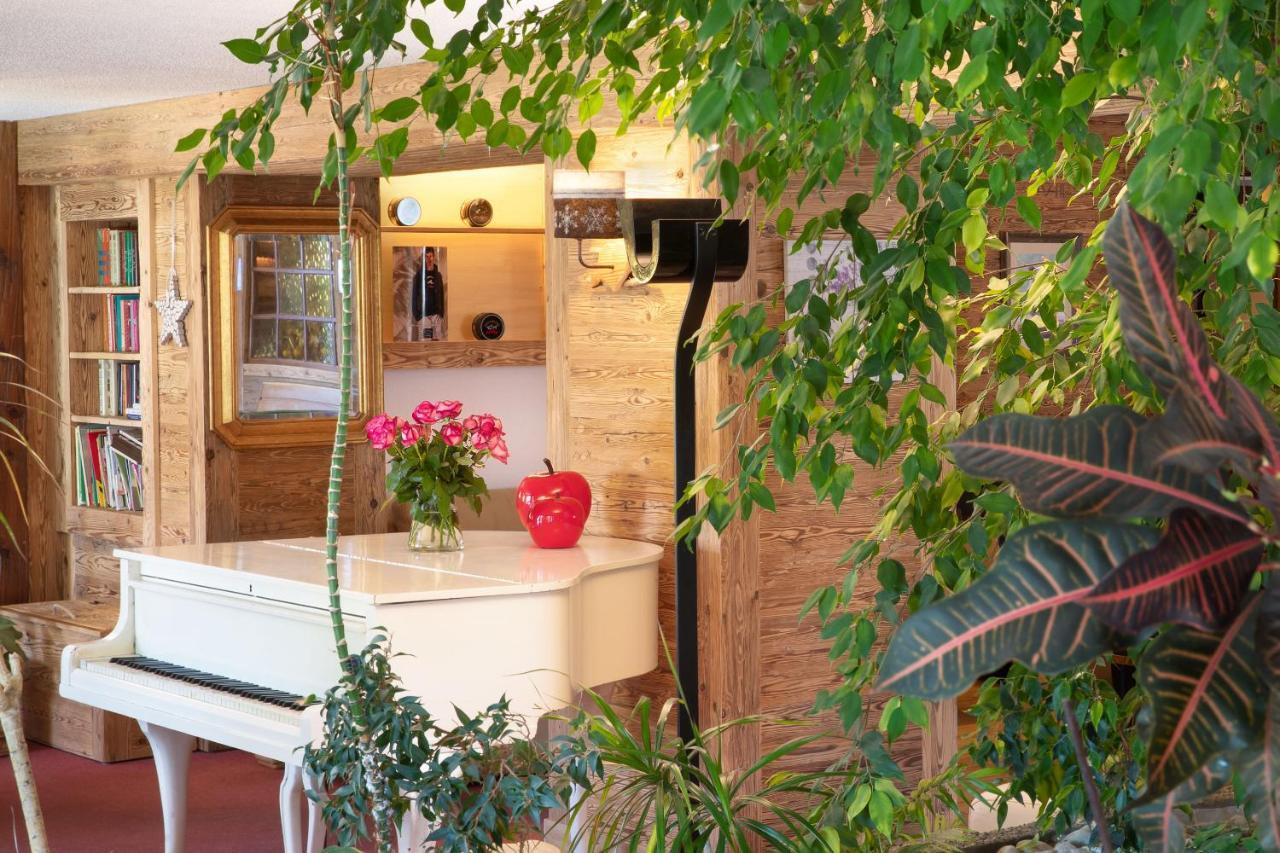 Hotel La Prairie Κρανς Μοντάνα Εξωτερικό φωτογραφία